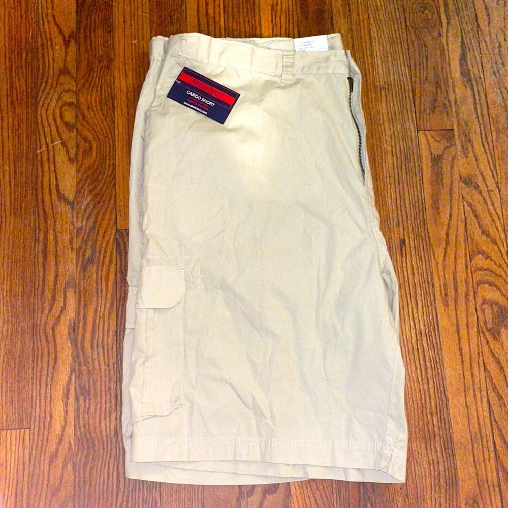 Architect Khaki cargo shorts